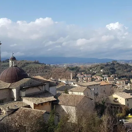 Sale! Beautiful 2-bed With Pool Access Appartamento Spoleto