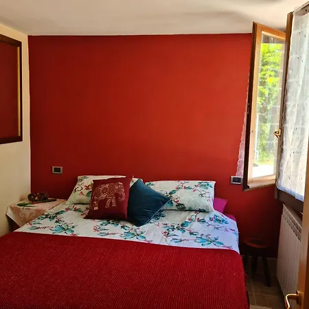 Apartment Sale! Beautiful 2-bed With Pool Access *